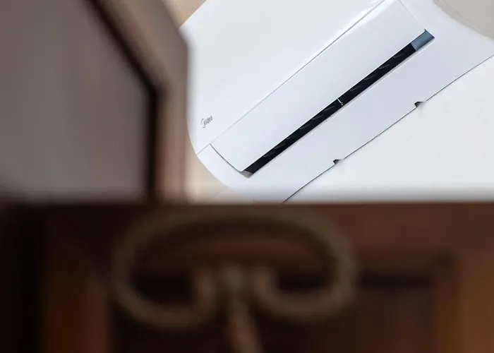 Private Parking 3bd Near Piazza Carducci *