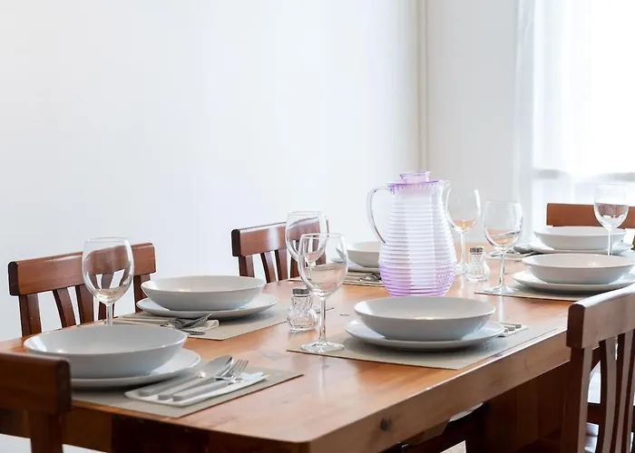 Private Parking 3bd Near Piazza Carducci