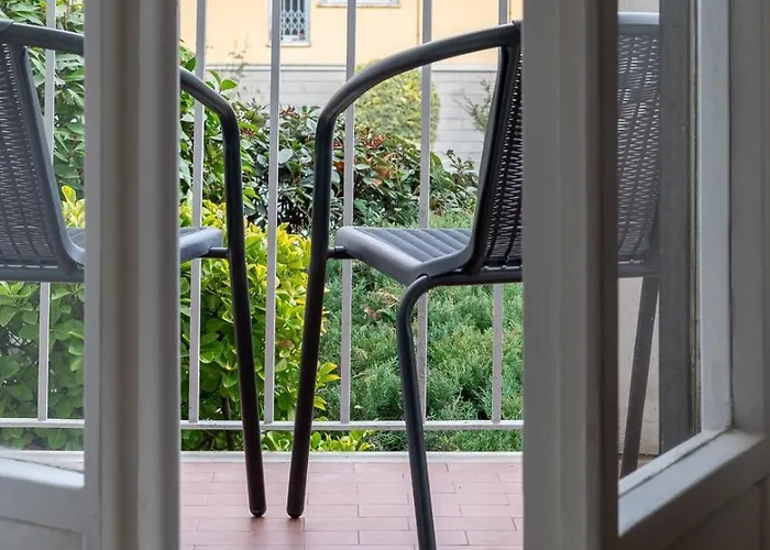 Private Parking 3bd Near Piazza Carducci Διαμέρισμα Μπολόνια