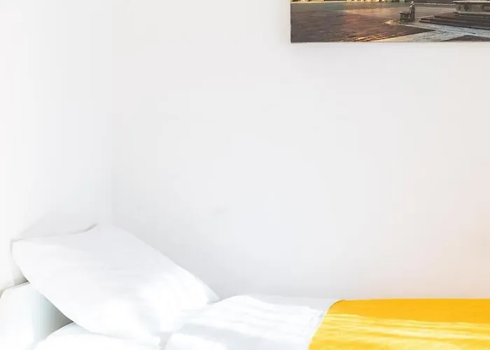 Private Parking 3bd Near Piazza Carducci *