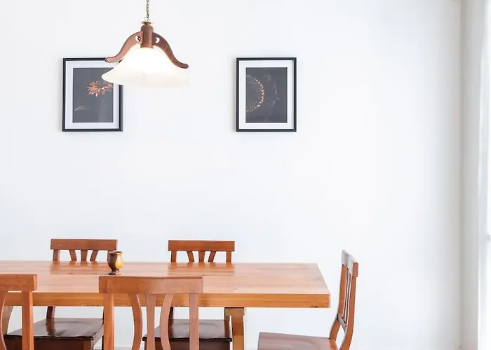 Private Parking 3bd Near Piazza Carducci Lejlighed