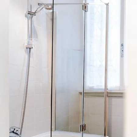 Appartement Private Parking 3bd Near Piazza Carducci Bologna