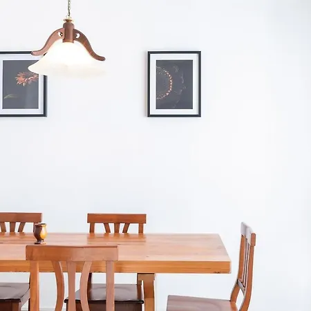 Private Parking 3bd Near Piazza Carducci Διαμέρισμα