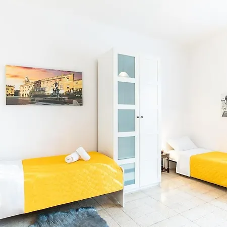 Private Parking 3bd Near Piazza Carducci Appartement Bologna